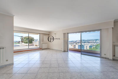 Appartement - 144 m² - 4 pièces