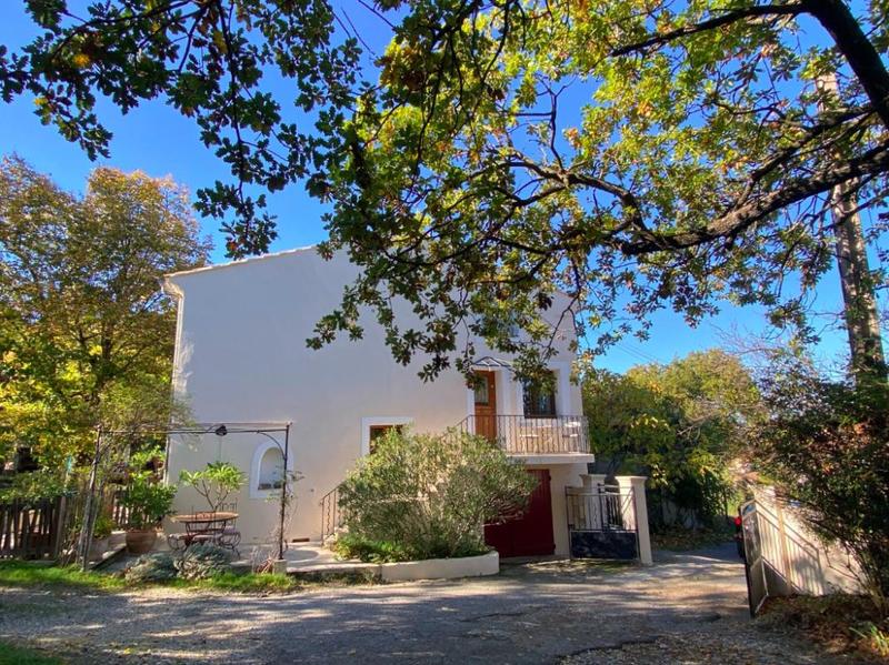 Villa - 217 m² - 8 pièces