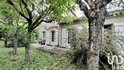 Maison - 206 m² - 9 pièces