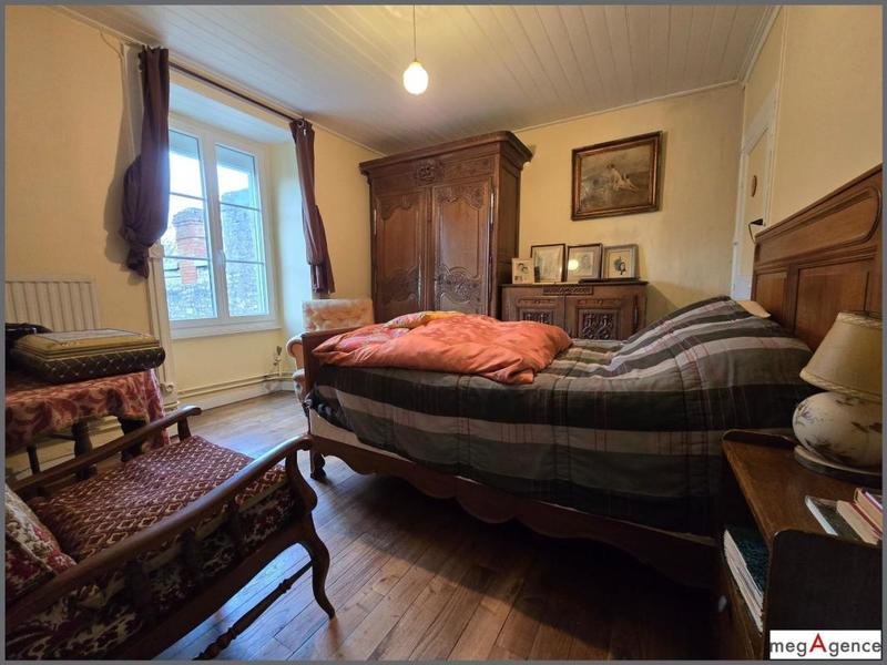 Maison en pierre - 110 m² - 8 pièces