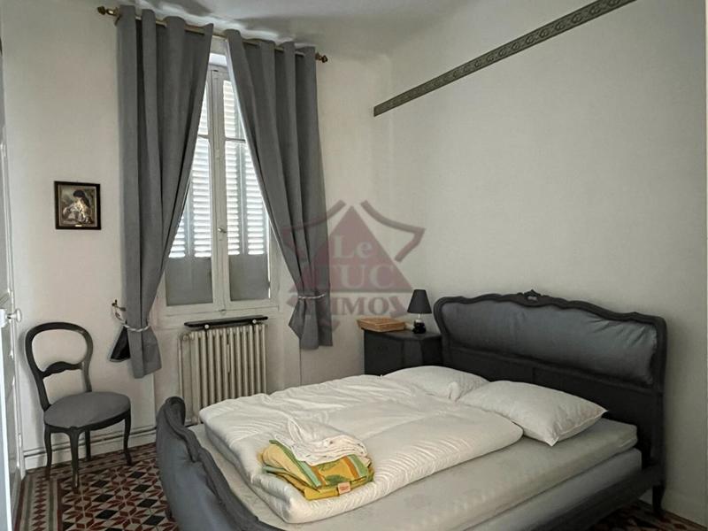 Maison - 196 m² - 8 pièces