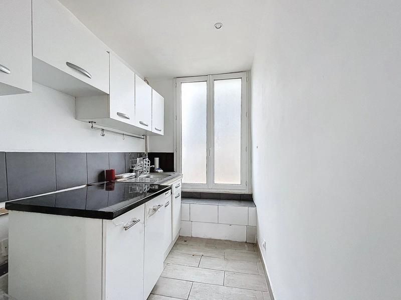 Immeuble - 109 m² - 7 pièces