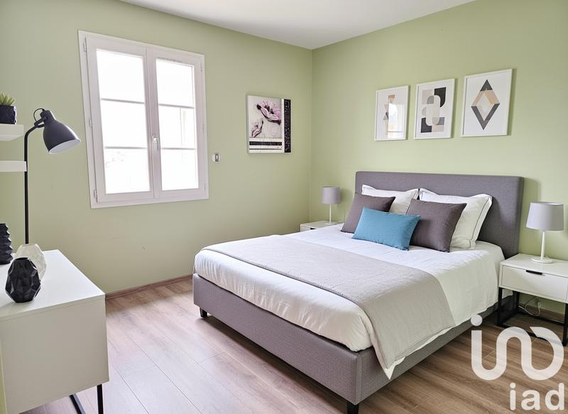 Maison - 186 m² - 10 pièces