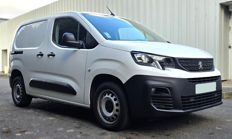 Peugeot Partner 1° Main 1.5 b Hdi 100cv Premium 650kg 2 Places