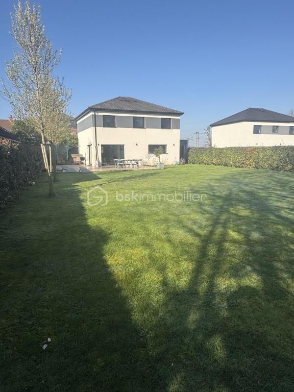 Maison - 150 m² - 6 pièces