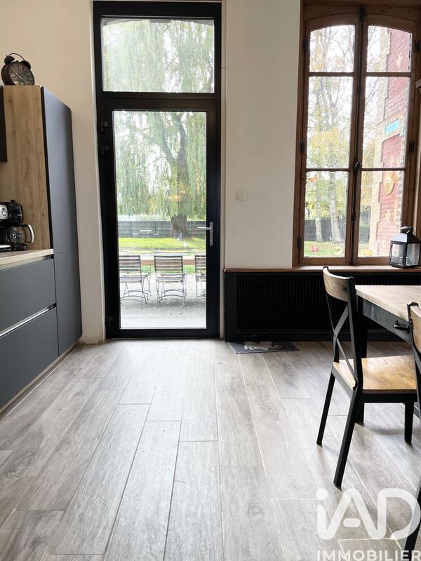 Maison - 379 m² - 10 pièces