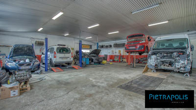 Local d'activités - 523 m²