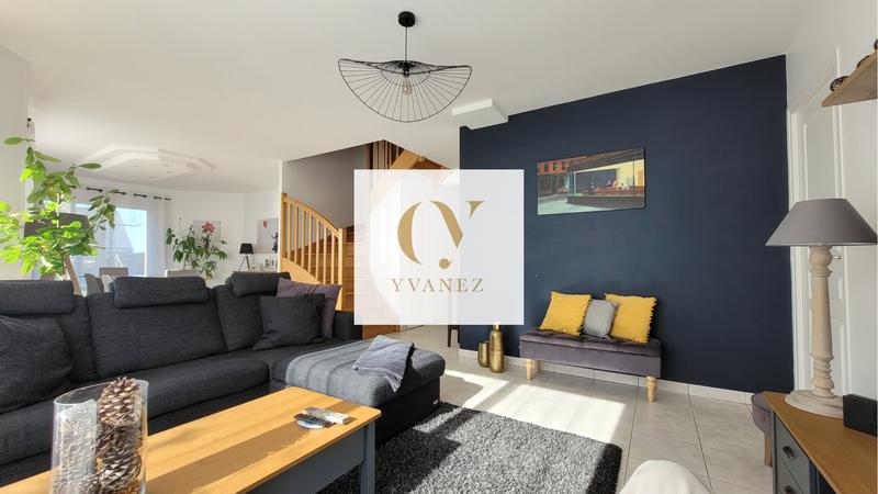 Maison - 143 m² - 7 pièces