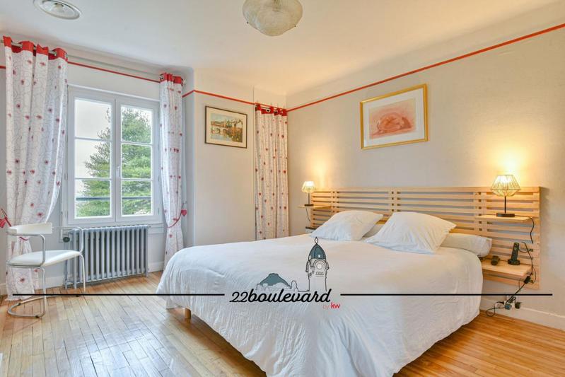 Maison - 151 m² - 6 pièces