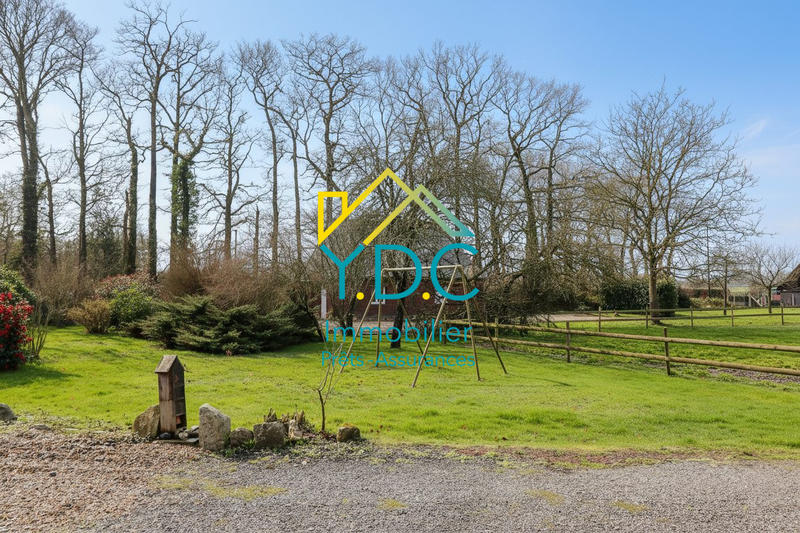 Maison - 204 m² - 12 pièces