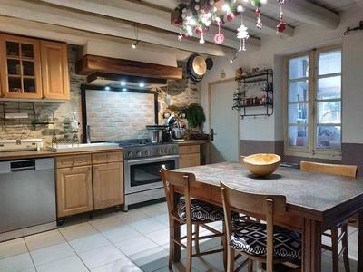 Maison - 170 m² - 7 pièces