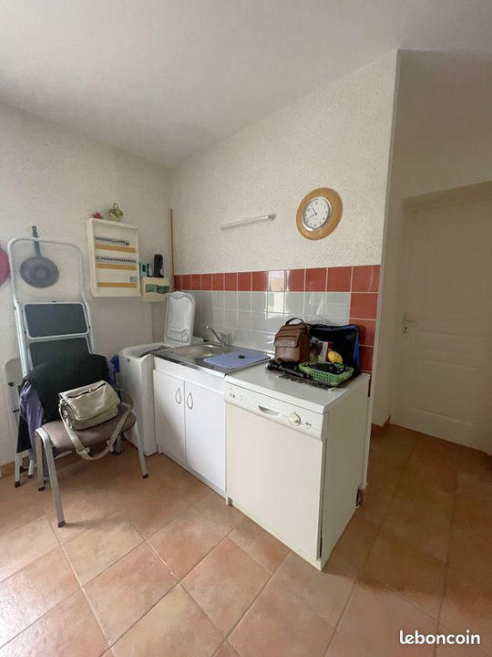 Maison - 221 m² - 8 pièces