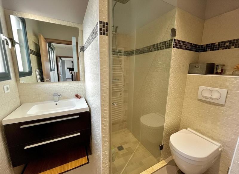 Appartement - 95 m² - 3 pièces