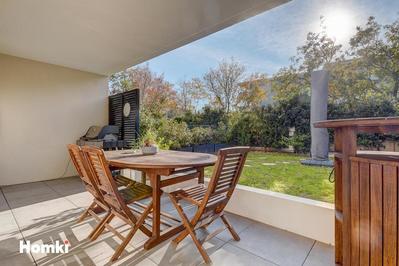 Appartement - 90 m² - 4 pièces