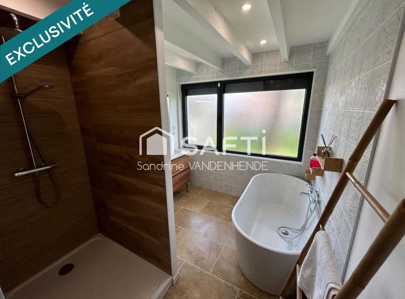 Villa - 232 m² - 10 pièces