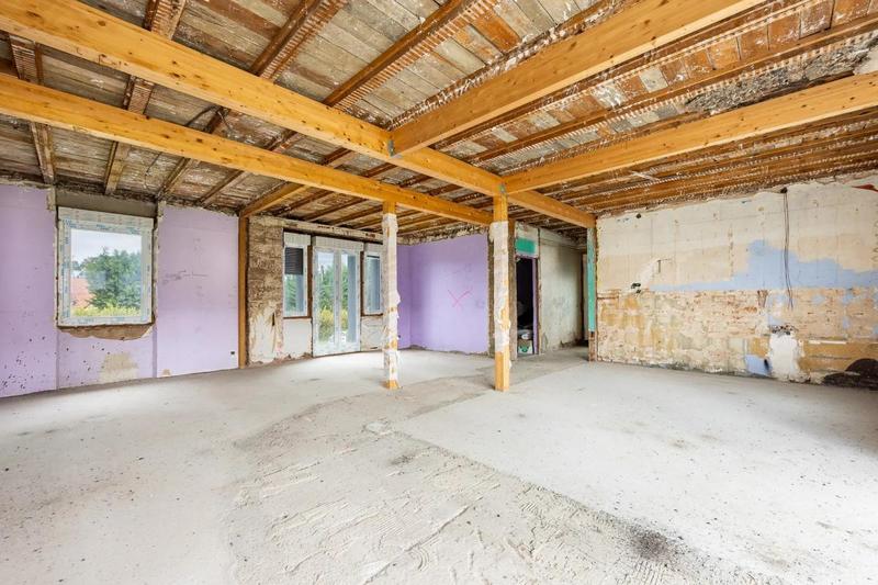 Maison - 200 m² - 7 pièces