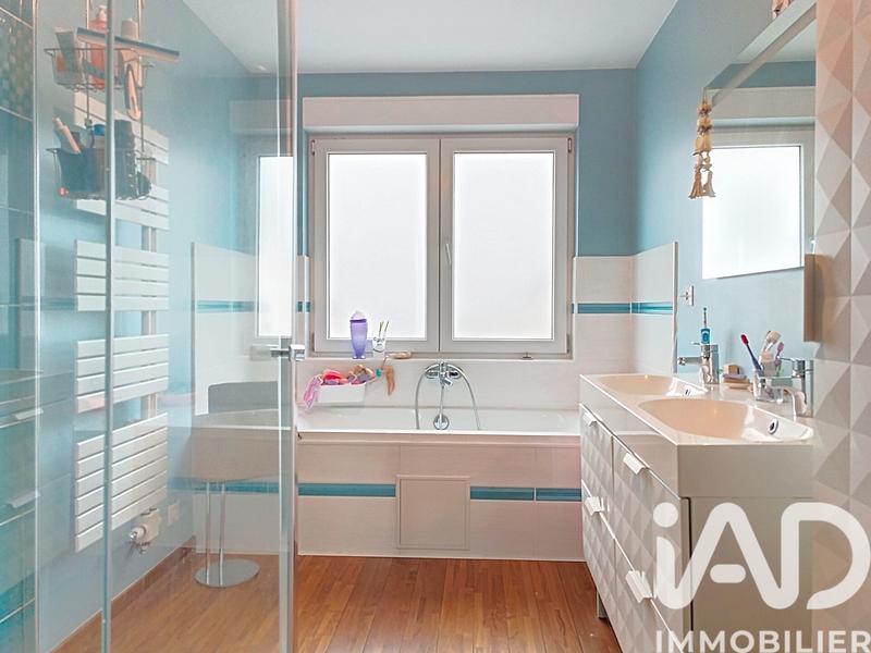 Maison - 109 m² - 4 pièces