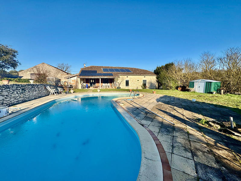 Maison - 167 m² - 5 pièces