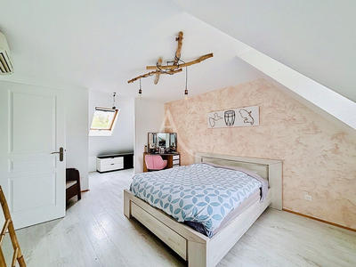 Maison - 112 m² - 7 pièces