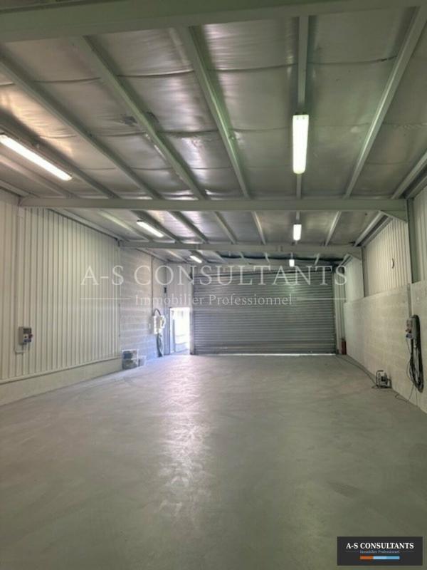 Entrepôt - 160 m²