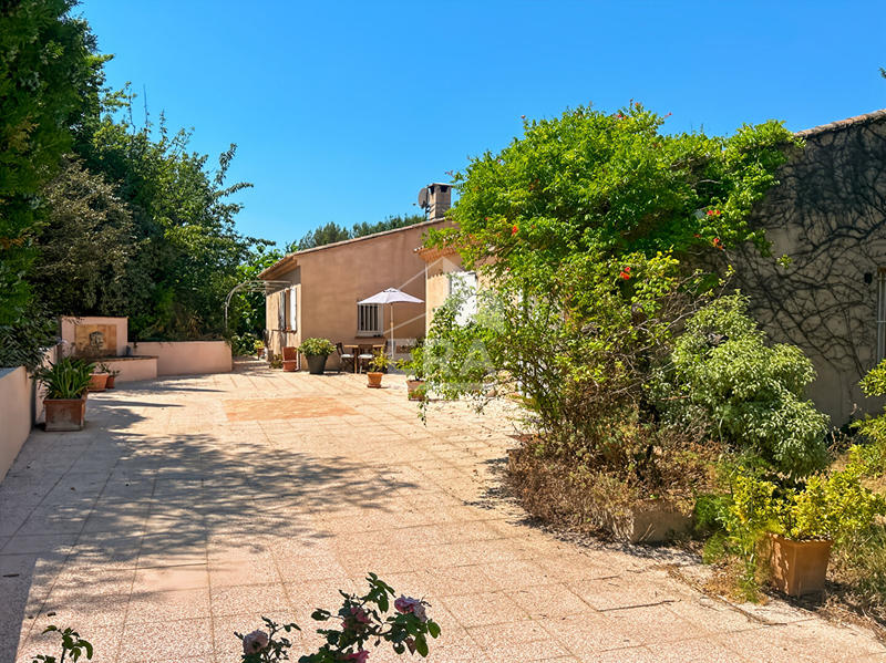 Villa - 315 m² - 6 pièces