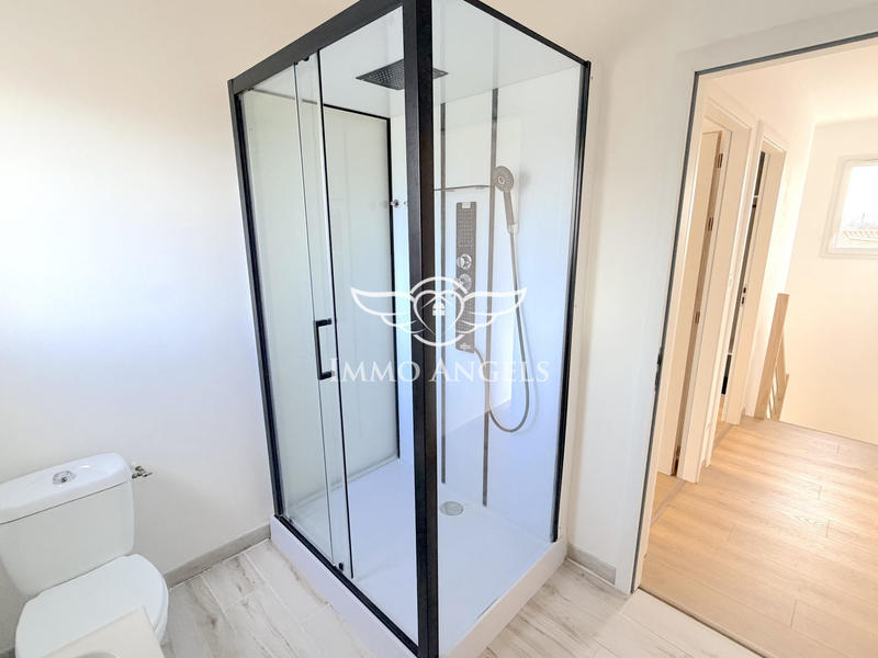 Maison traditionnelle - 79 m² - 4 pièces