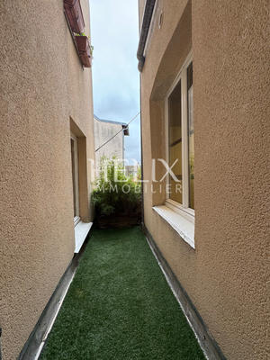 Appartement - 98 m² - 5 pièces