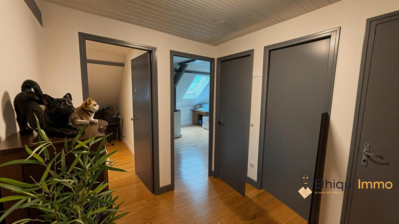 Maison - 174 m² - 7 pièces