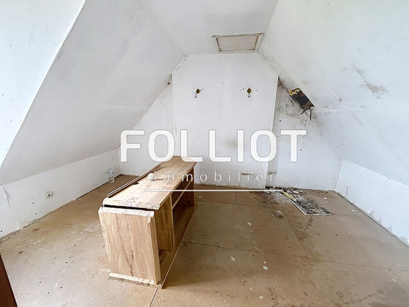 Maison - 277 m² - 8 pièces