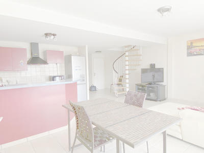 Appartement - 105 m² - 4 pièces