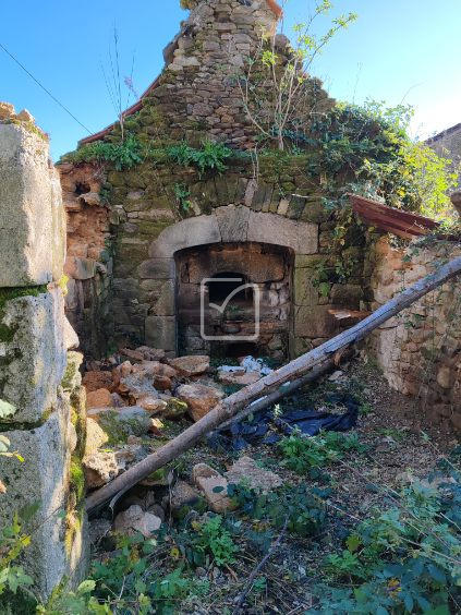 Maison - 160 m² - 1 pièce