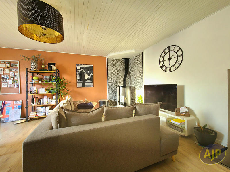 Maison - 85 m² - 4 pièces