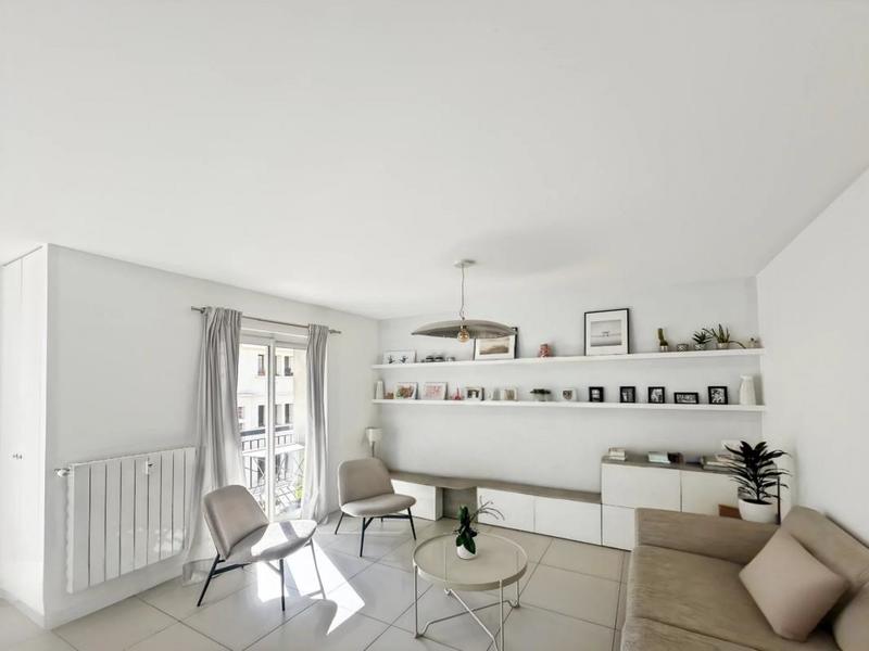 Appartement - 95 m² - 4 pièces