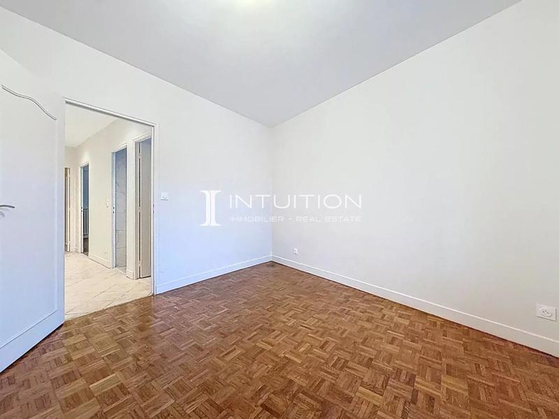 Appartement - 100 m² - 4 pièces