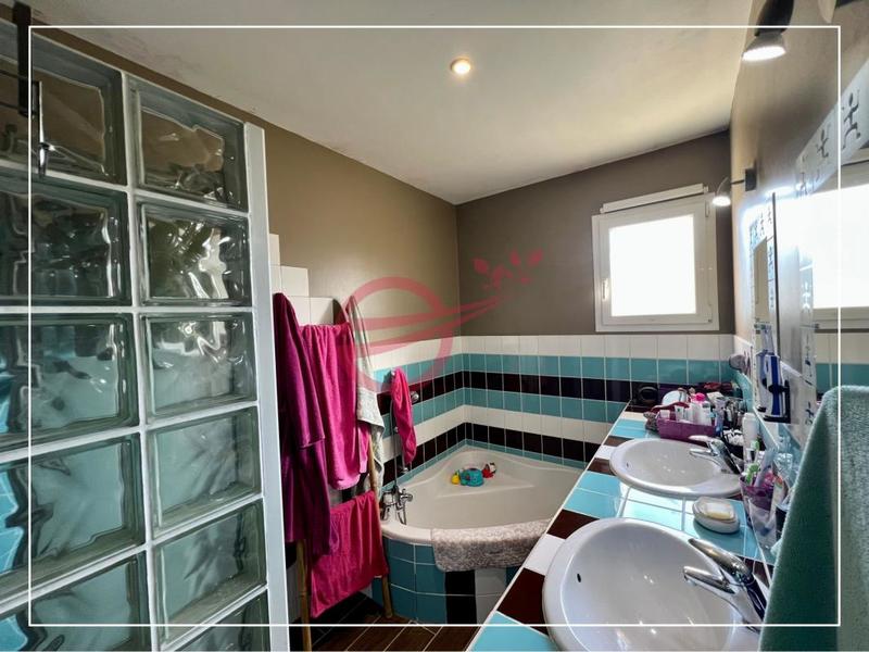 Maison - 115 m² - 6 pièces