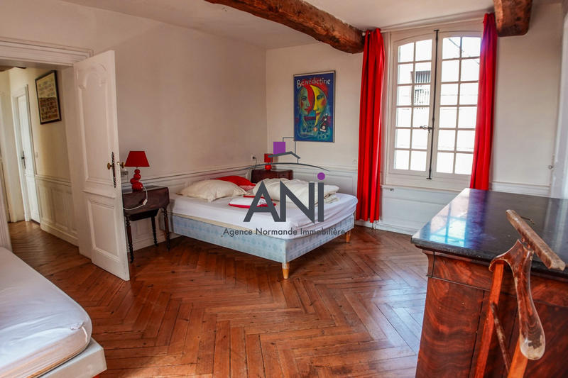 Maison ancienne - 284 m² - 10 pièces