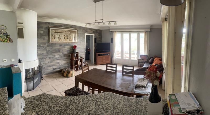 Maison - 171 m² - 8 pièces