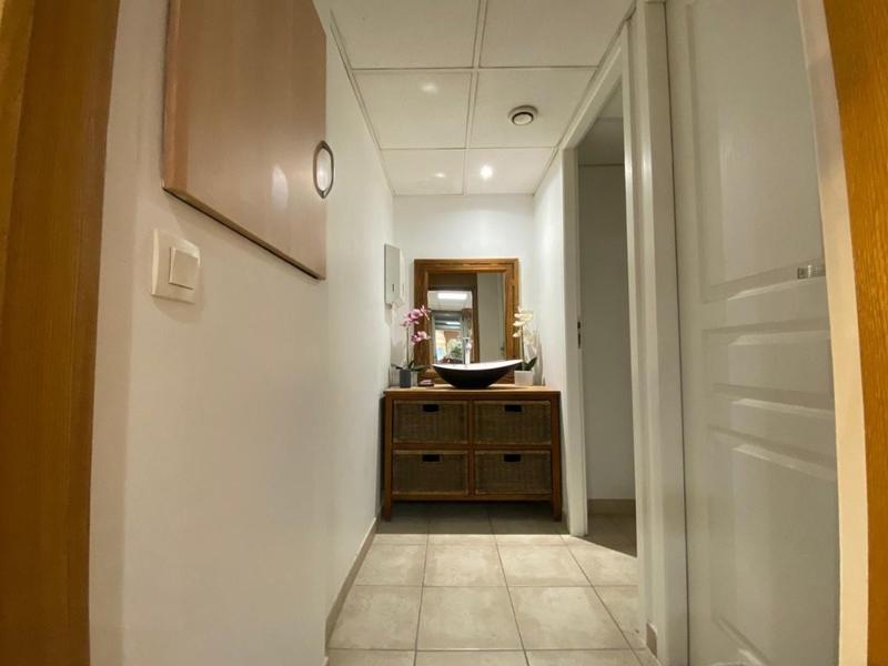 Fonds de commerce - Magasins - 108 m²