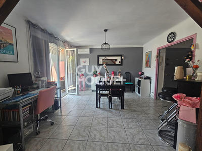 Appartement - 80 m² - 4 pièces