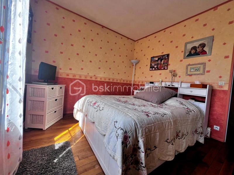 Maison - 93 m² - 4 pièces