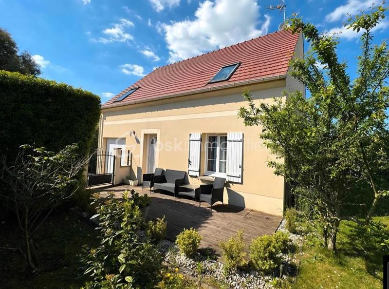 Maison traditionnelle - 100 m² - 5 pièces