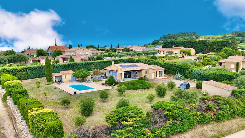 Maison - 97 m² - 5 pièces