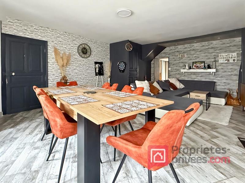 Maison - 175 m² - 9 pièces