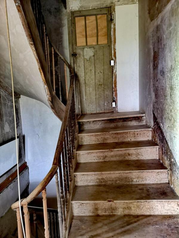 Maison - 410 m² - 8 pièces