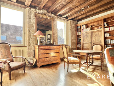 Maison - 315 m² - 12 pièces