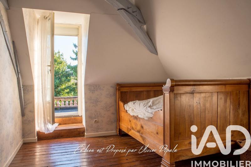 Maison - 181 m² - 8 pièces