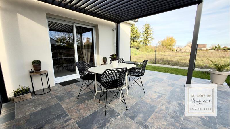 Maison - 95 m² - 5 pièces