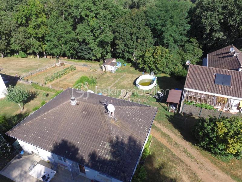 Maison - 93 m² - 4 pièces