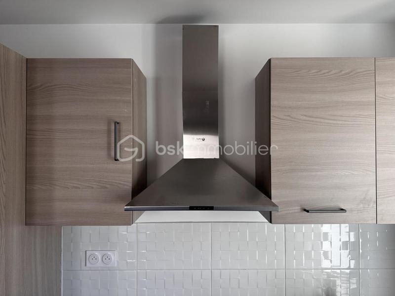 Maison - 827 m² - 35 pièces