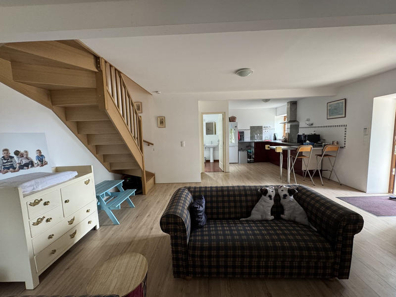 Maison - 220 m² - 8 pièces